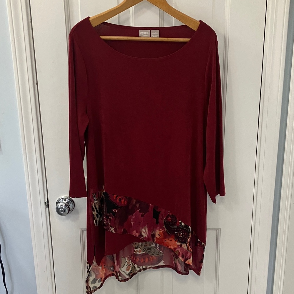 Chico's Travelers maroon Asymmetrical Tunic with Florals size 2, size 12/14